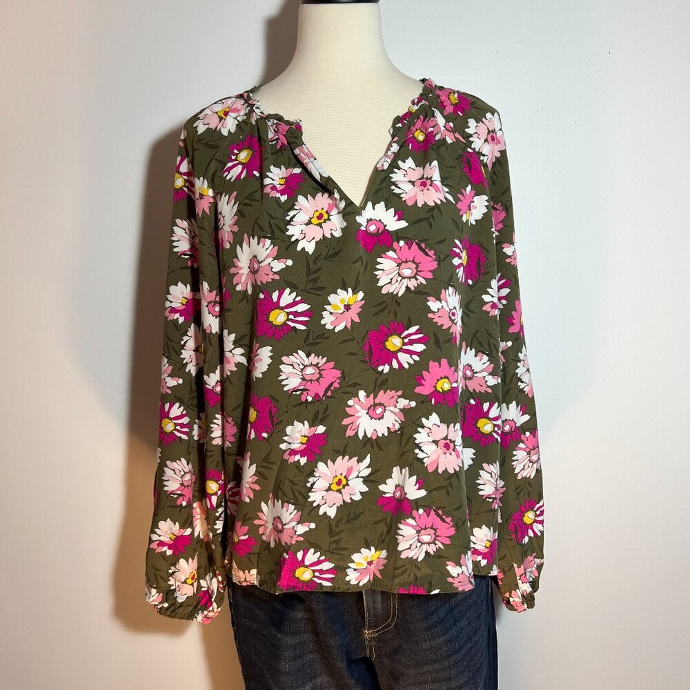 Gapn  Floral Print Pullover Top Size Large